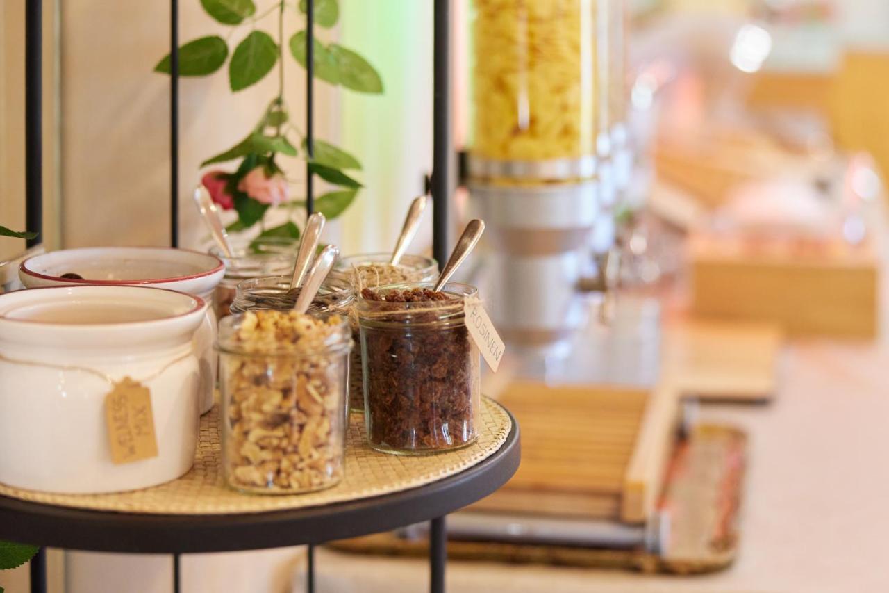 Eco Hotel Ariston Малчезине Екстериор снимка