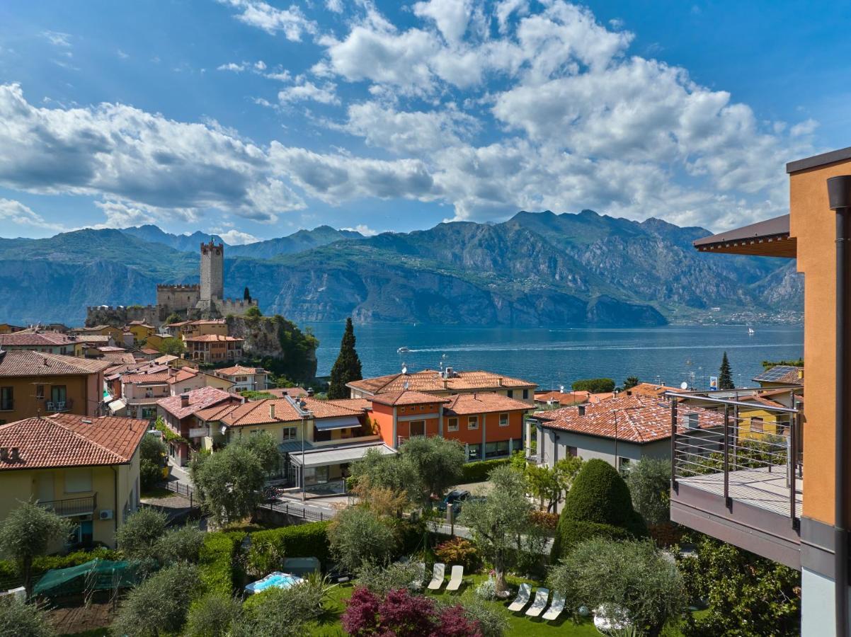 Eco Hotel Ariston Малчезине Екстериор снимка