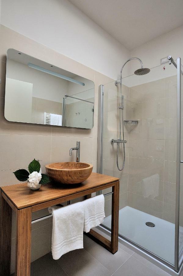 Eco Hotel Ariston Малчезине Екстериор снимка